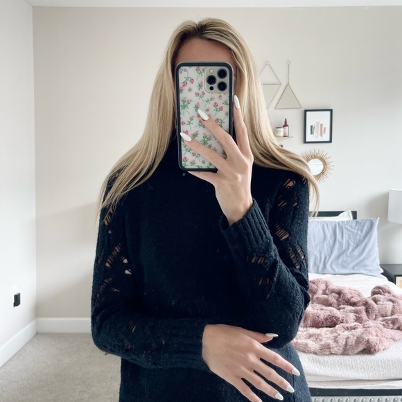 VINCE Ripped Arm Turtleneck Sweater - Picture 1 of 8